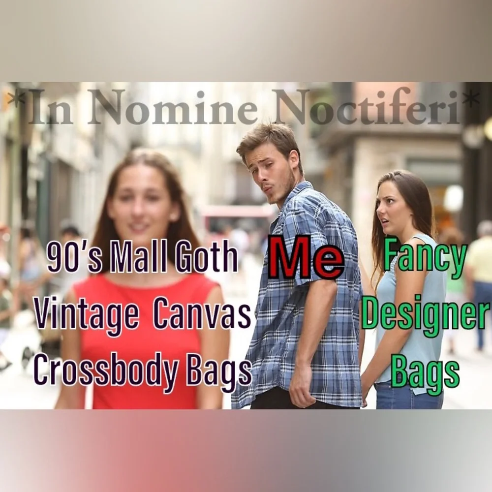 True Vintage 90s Mall Goth Camo Skull Bag - Picture 9 of 9